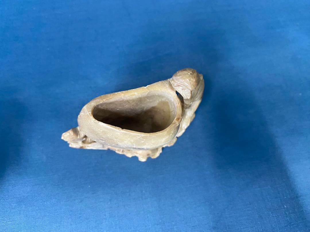 中国美術　置物　入れ物　石　骨董　アンティーク