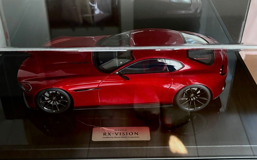 MAZDA RX-VISION 1/18スケール モデルカー