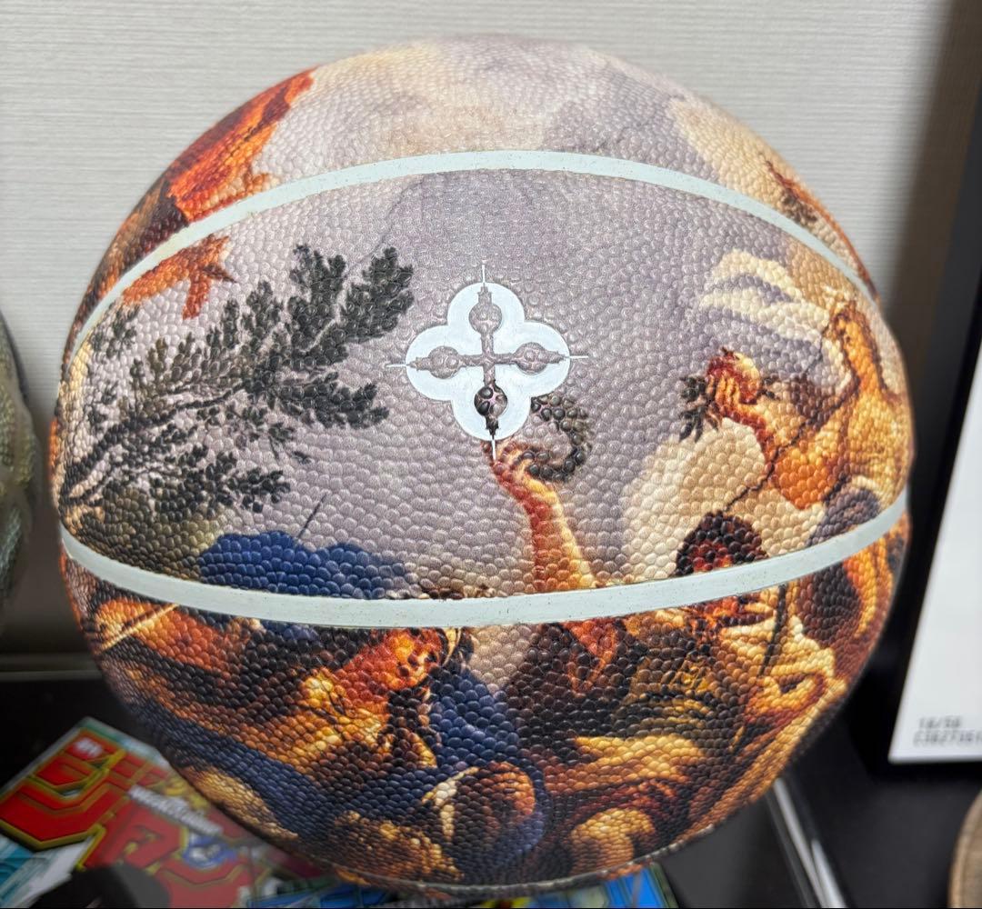 Comrade Berlin バスケットボール　アート　オブジェ