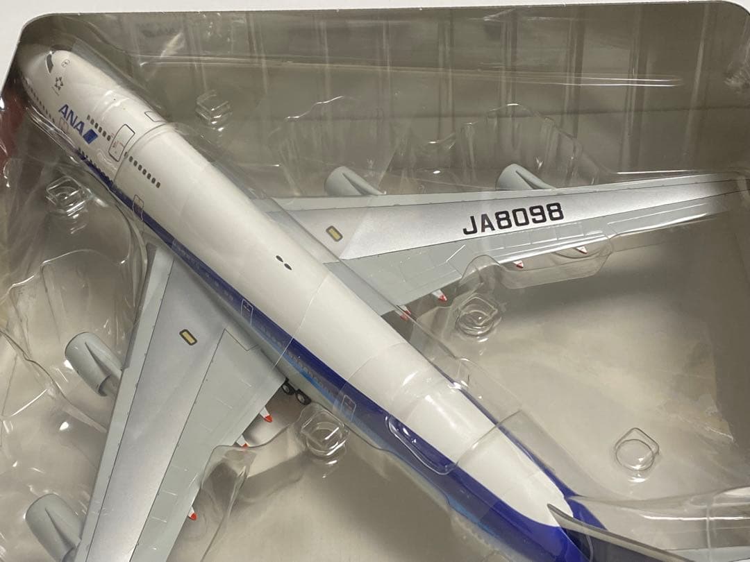 【新品未展示】全日空商事 1/200 ANA B747-400 NH20034