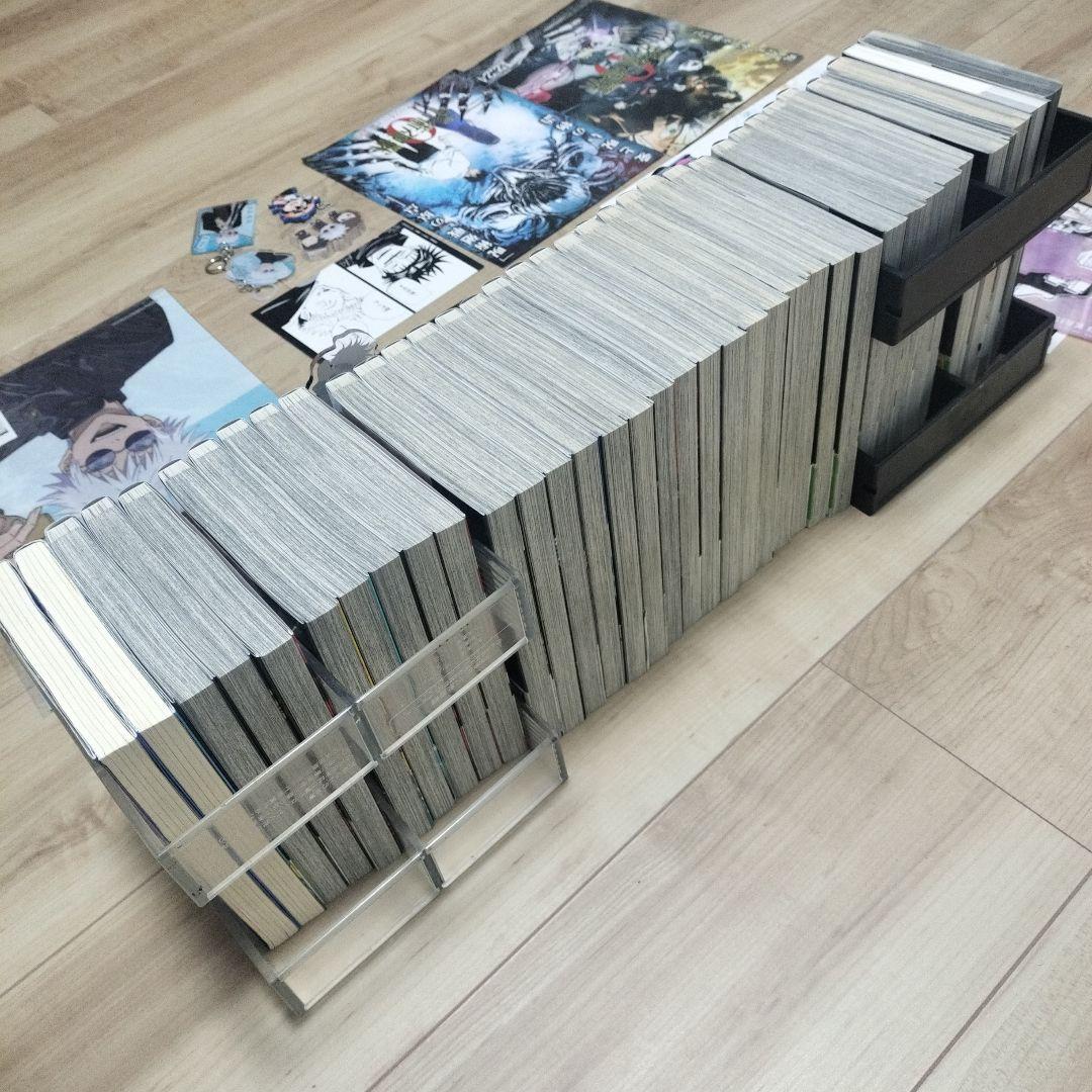 呪術廻戦 全巻と小説他　36冊　 グッズ付　五条悟 理子 アクスタキーホルダー他