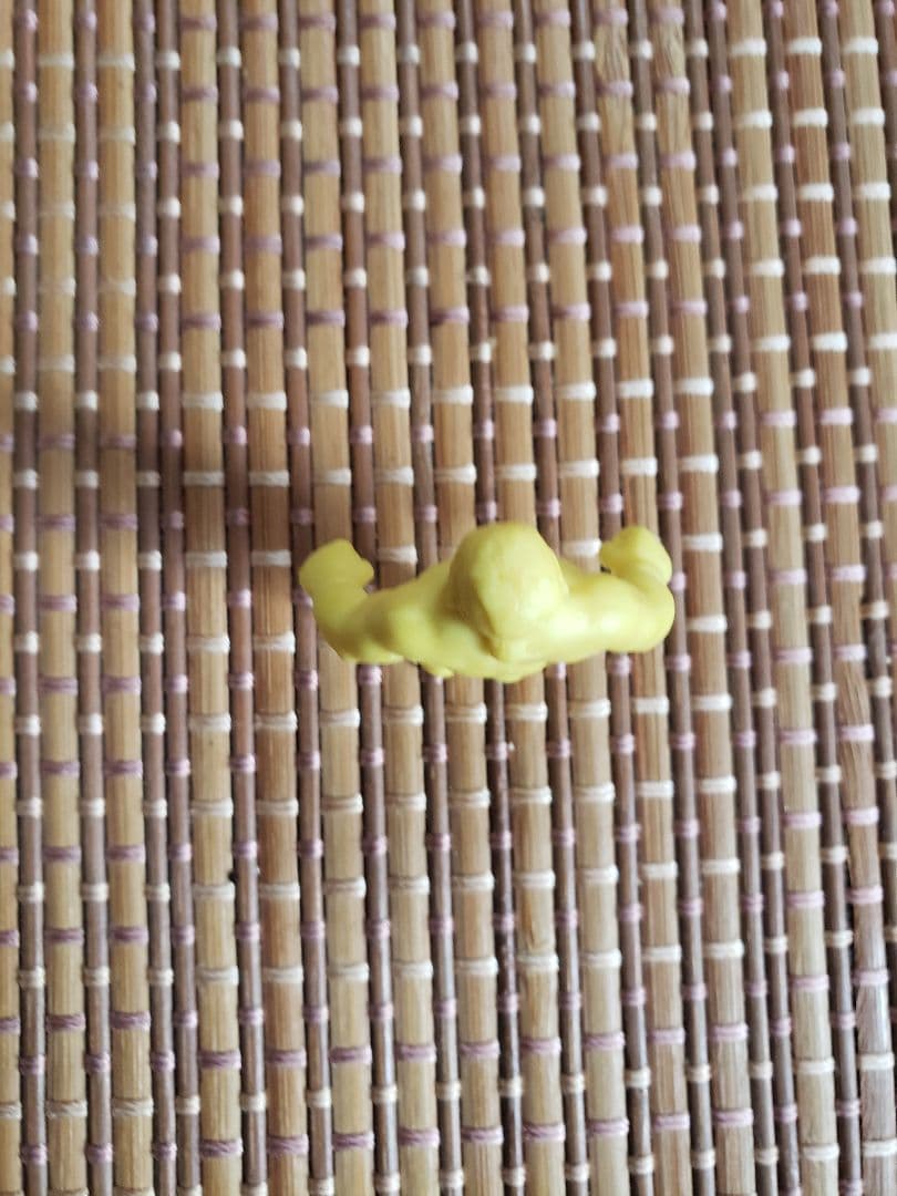 プロレス消しゴム　アニマルウォーリア　黄色　キン消し　キャラクター