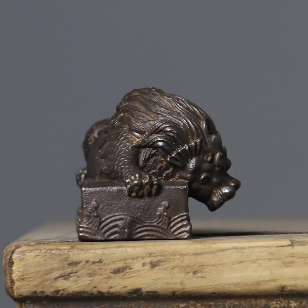 鉄器 吸水獣 避水瑞獣 文房四宝 鎮紙 書道具 装飾品 工芸品 置物