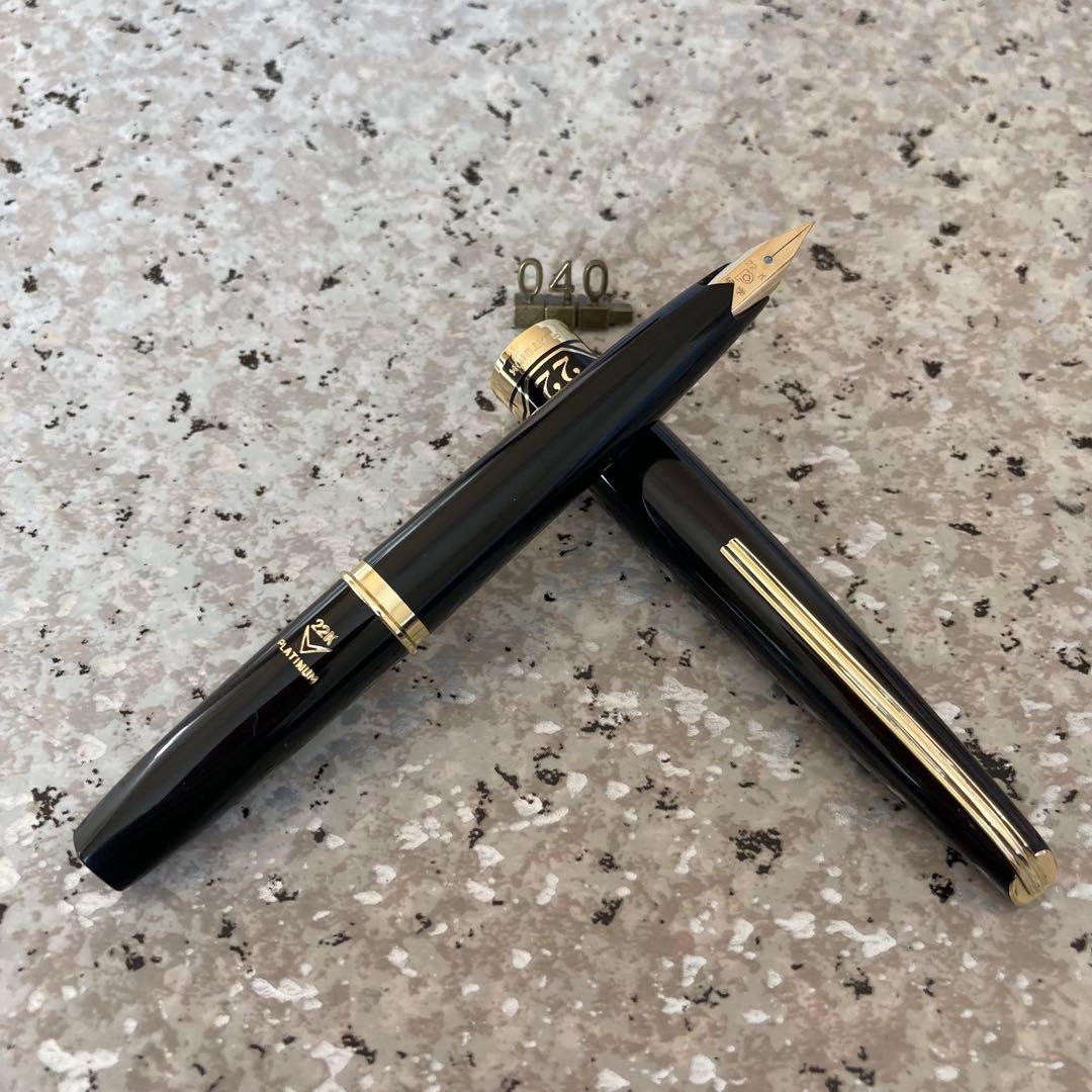 #040 オーバーホール済み 万年筆 PLATINUM プラチナ ショート22k
