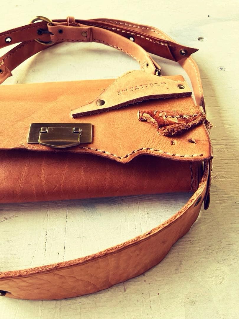 このうえなくナチュラルleather長財布ショルダーアコーディオンポーチ