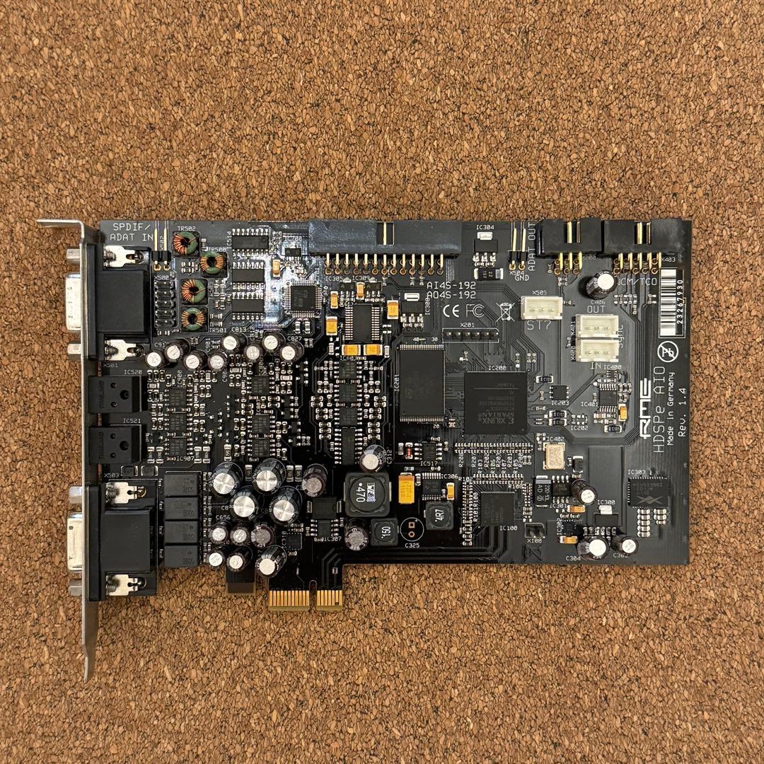 RME HDSPe AIO オーディオインターフェイス