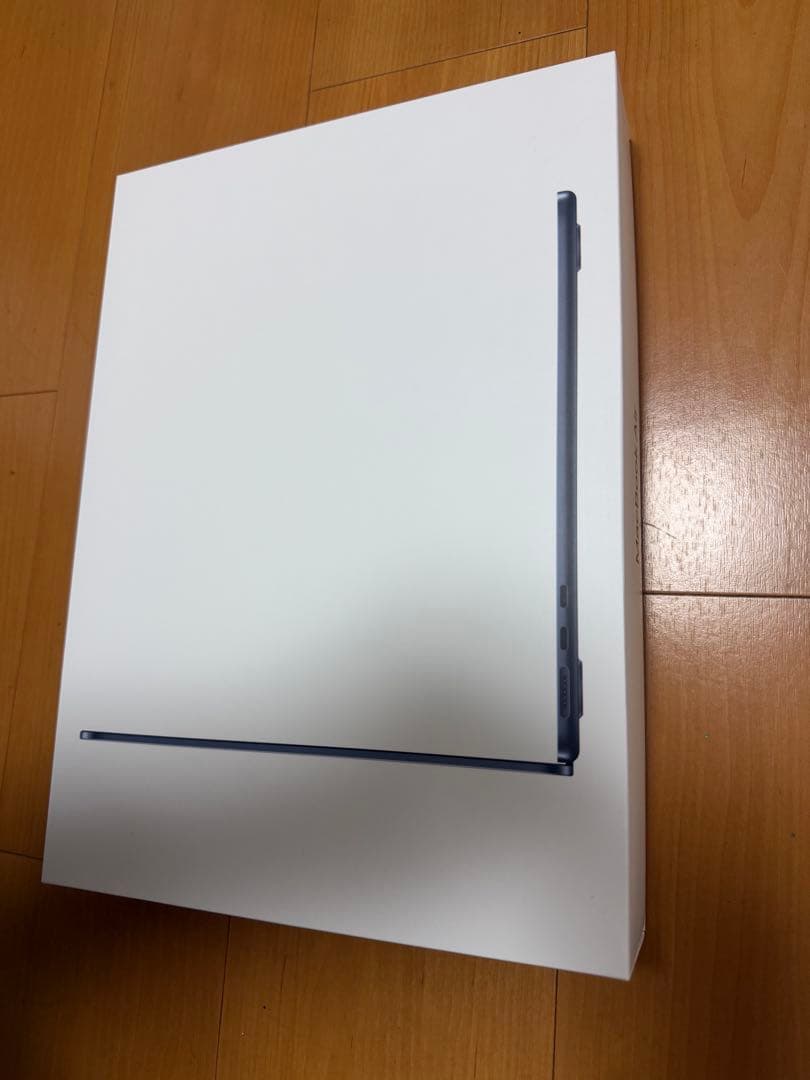 り*ぃ様 Apple MacBook Air M2 13インチ 256GBグラフ