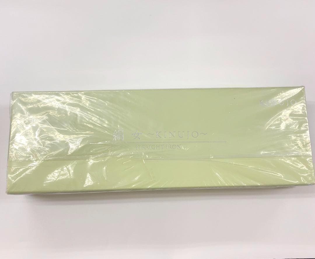 絹女~KINUJO~ ストレートアイロン