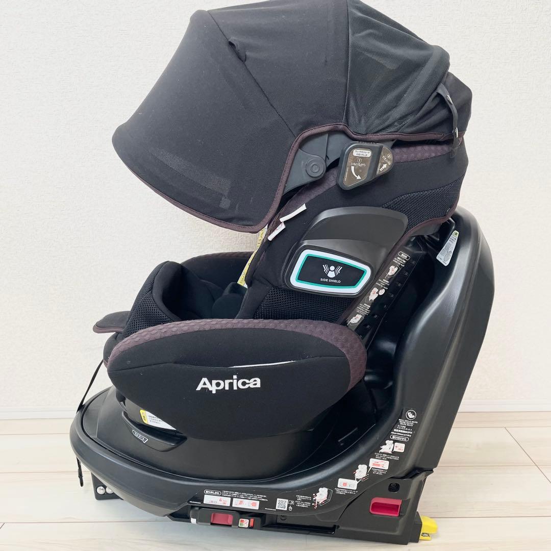アップリカ　フラディアグロウ　ISOFIX 360 セーフティ　チャイルドシート