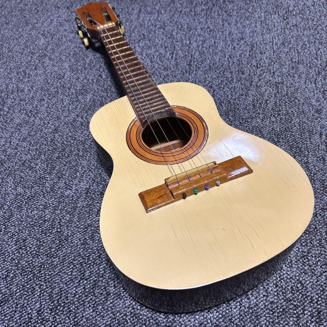 Tonante製 cavaquinho/カバニーニョ ケース付き