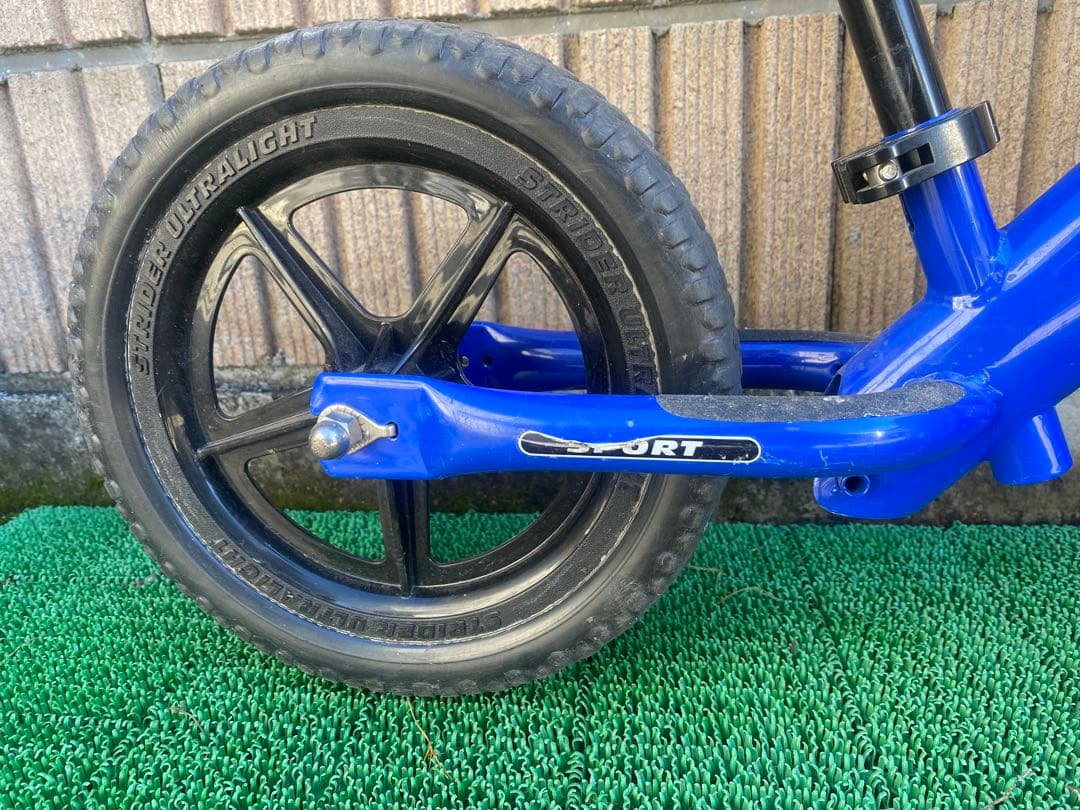 ストライダー STRIDER バランスバイク 12インチ 青