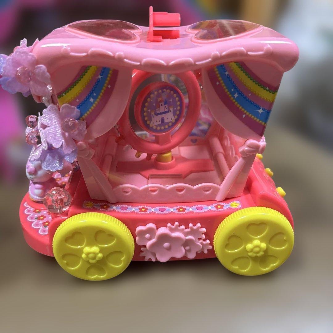 希少　サンリオ　ハローキティ パレードショー　サウンドカー　未使用　2006年