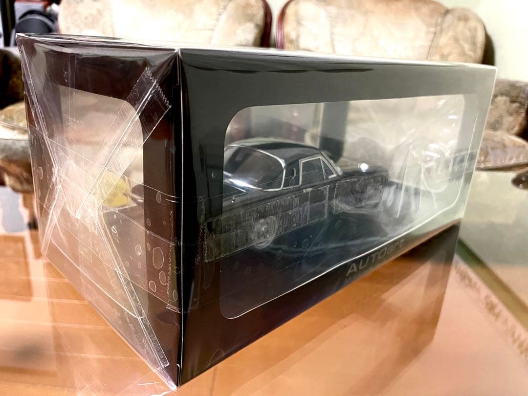 価格変更1/18 オートアート マツダコスモスポーツ 世界900台ブラック未展示