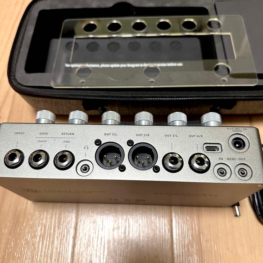 美品 Darkglass ANAGRAM カバー付き