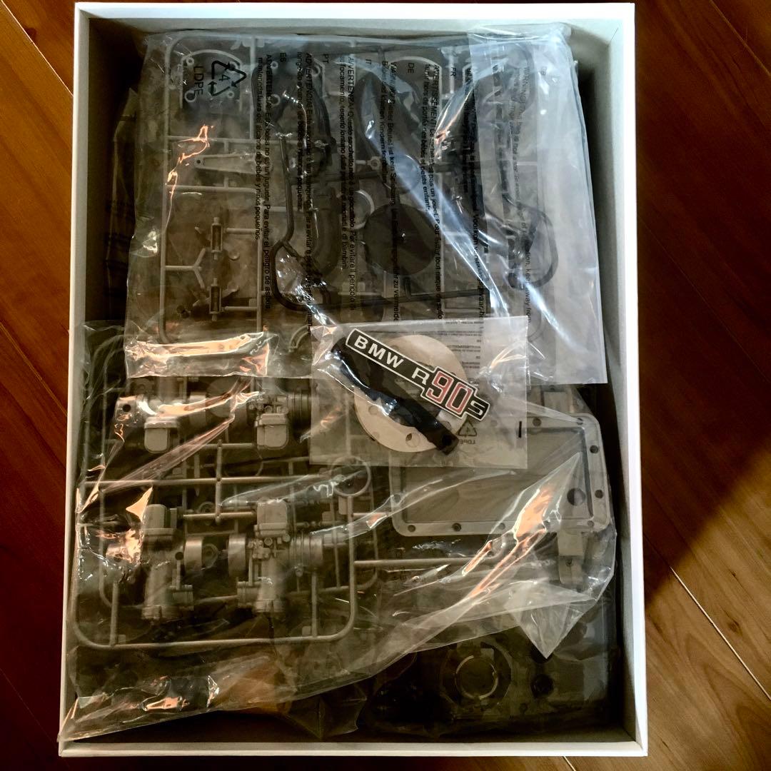 FRANZIS BMW R90S エンジン1/2スケールモデル　未組み立て美品