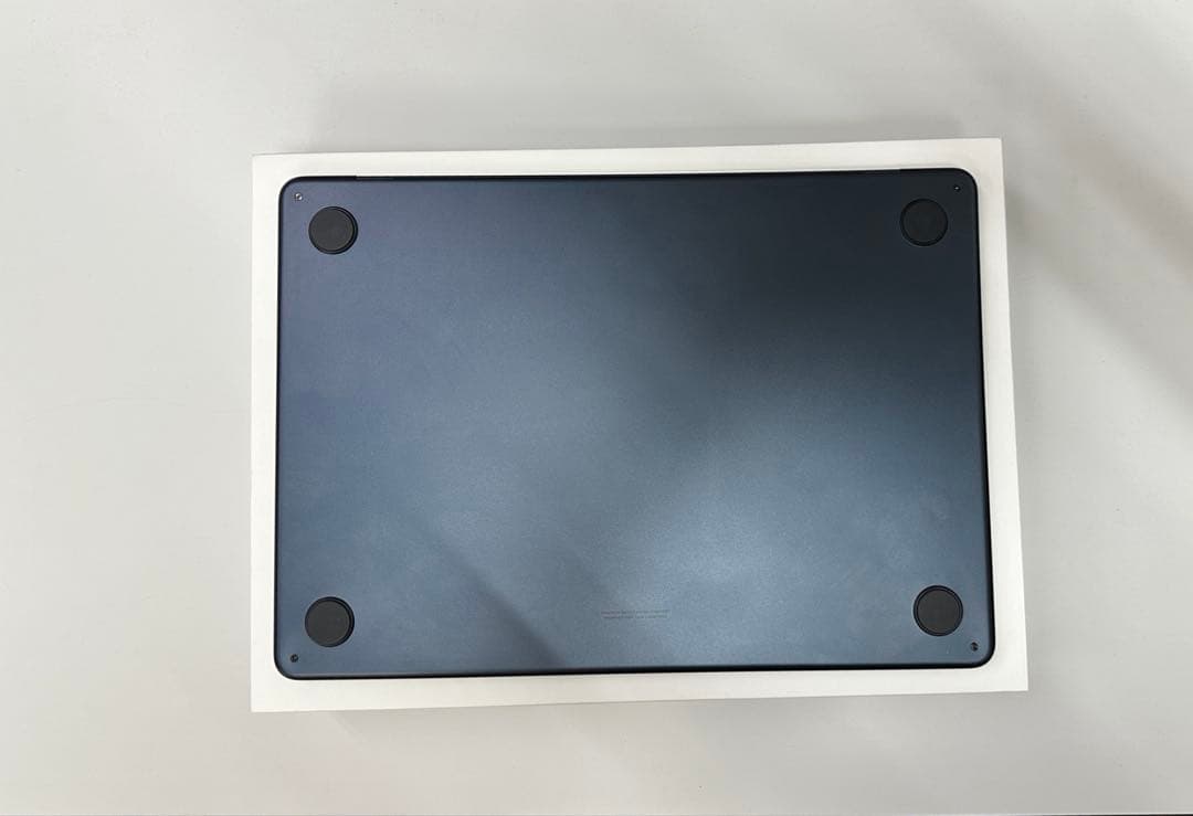 MacBook Air M2. 2022年モデル 本体 スペースグレー