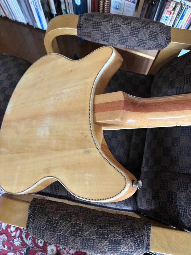 Rickenbacker 360タイプ　ナチュラルウッド
