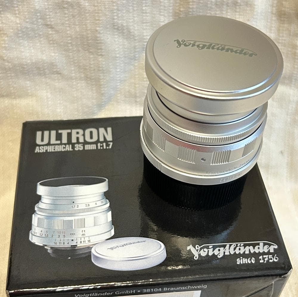 美品 Voigtlander ライカLマウント Ultron 35mm f1.7