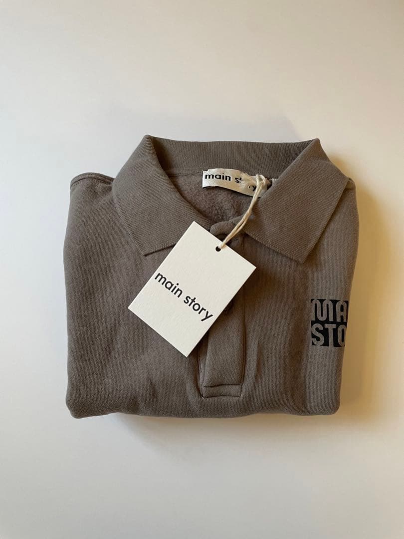 トップス AW25 main story Polo Sweatshirt