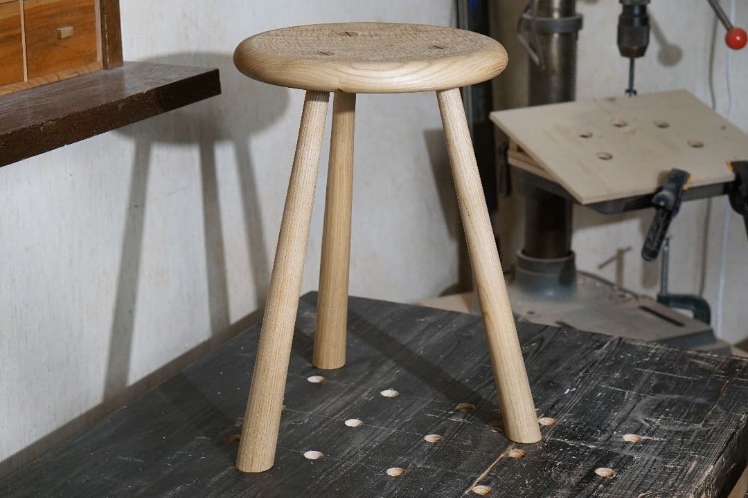 無垢の栗の木スツール