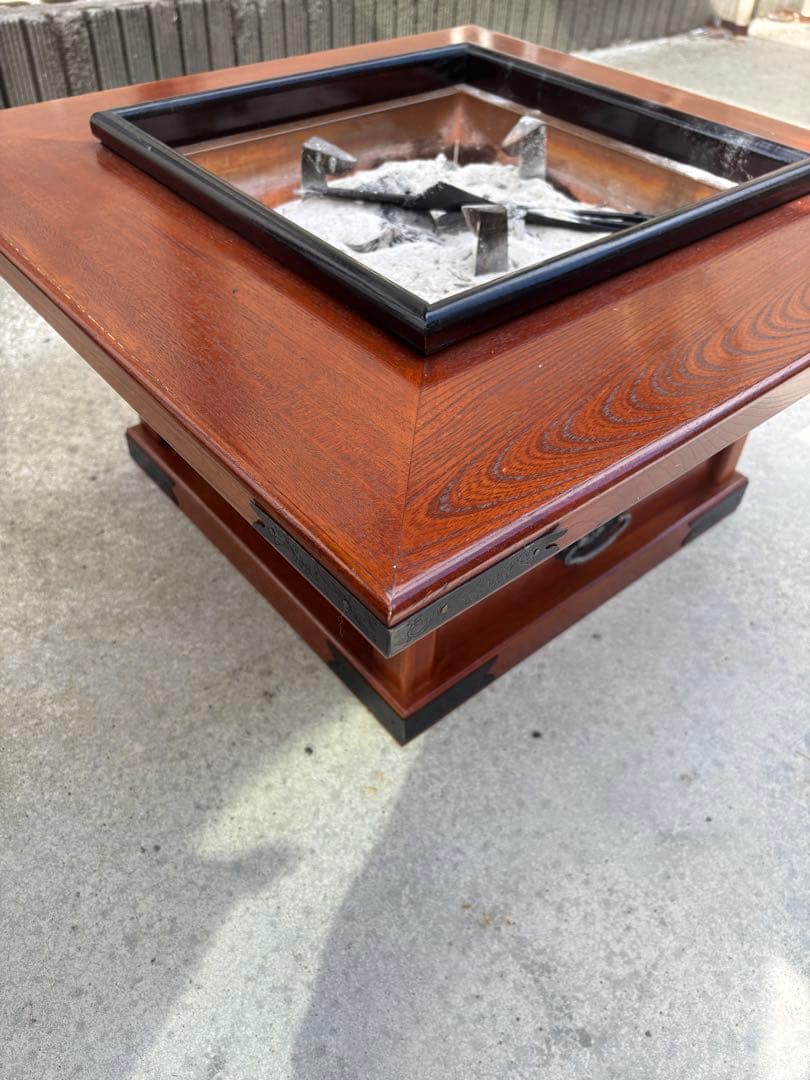 木製座卓 引き出し付き 灰皿付き　火鉢　囲炉裏テーブル　座卓　付属品あり