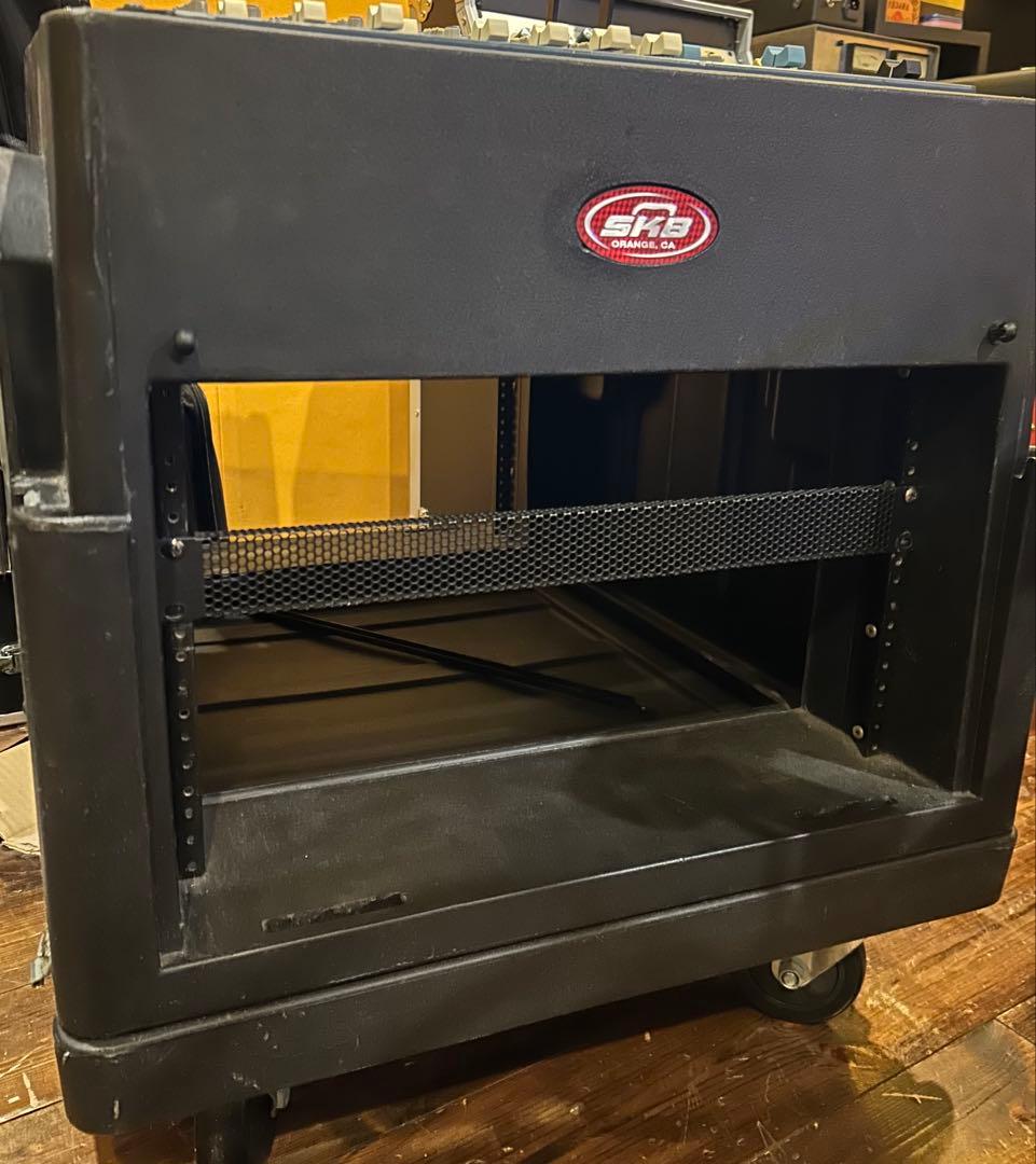 ミキサーラックケース　SKB