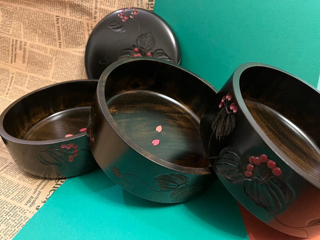 川添日記　重箱　草木彫　漆器