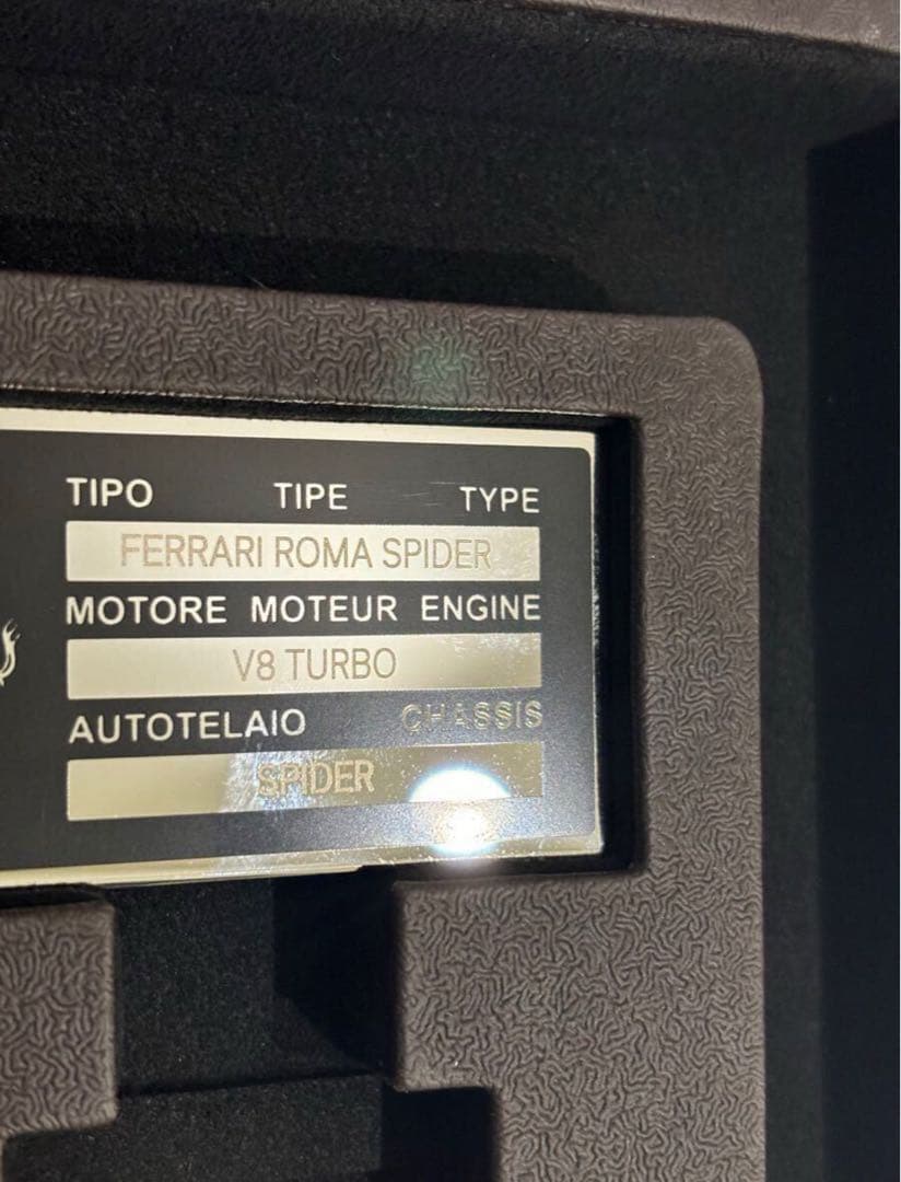 入手困難『FERRARI ROMA SPIDER 』オーナー限定キーBOXケース