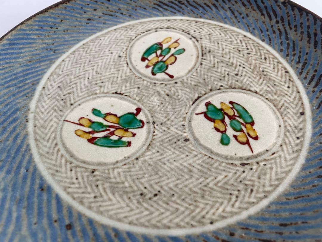 陶芸家　人間国宝　島岡達三　象嵌赤絵　草花文皿　大皿　共箱