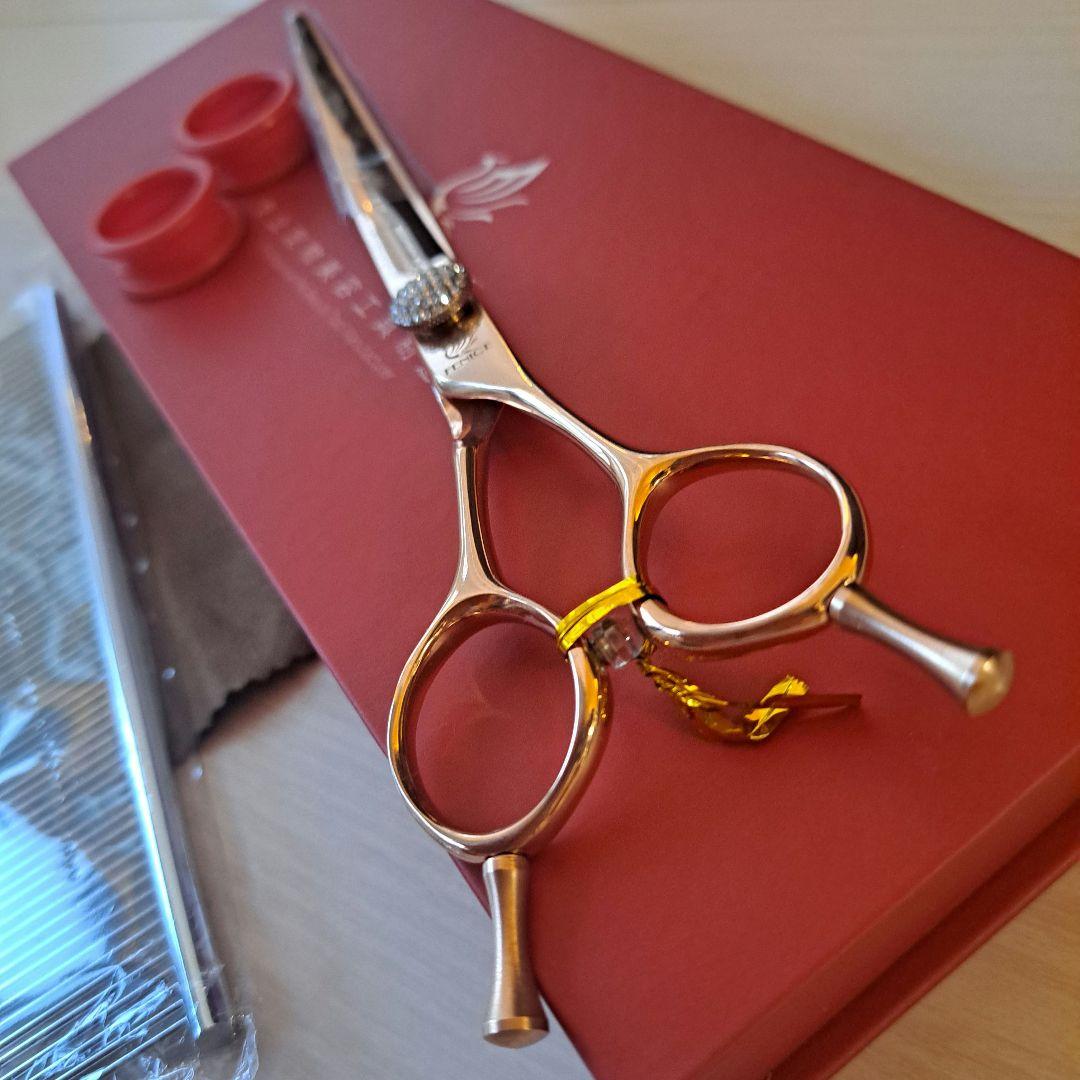 【売約済】新品★フェニーチェ ★カーブシザー ギザ刄★7in トリミングシザー