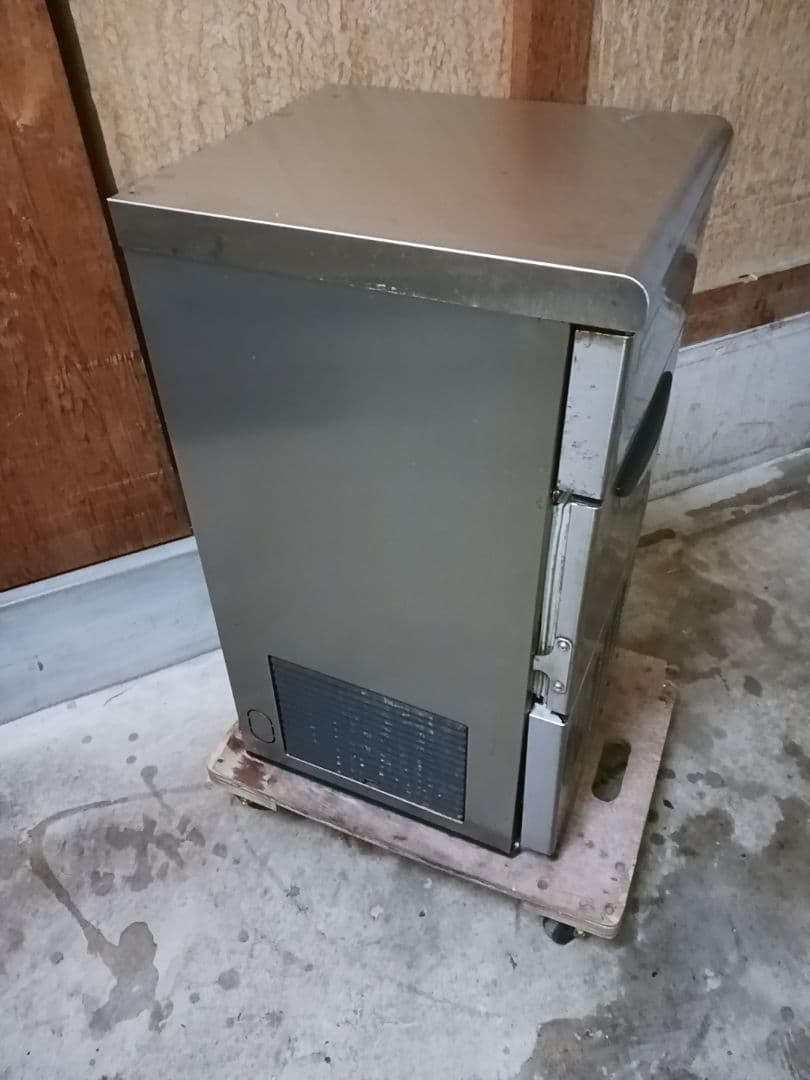 サンヨー　業務用製氷機　SIM-S28A　ホシザキ