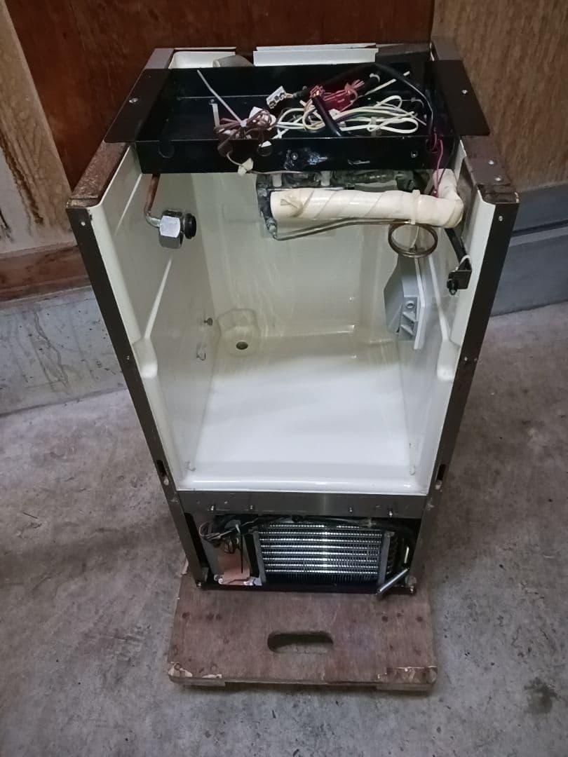 サンヨー　業務用製氷機　SIM-S28A　ホシザキ