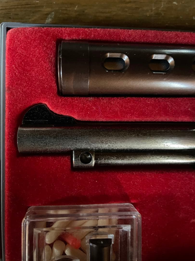 激レア 希少リボルバー付き スペシャルコルト601 Modern Toys