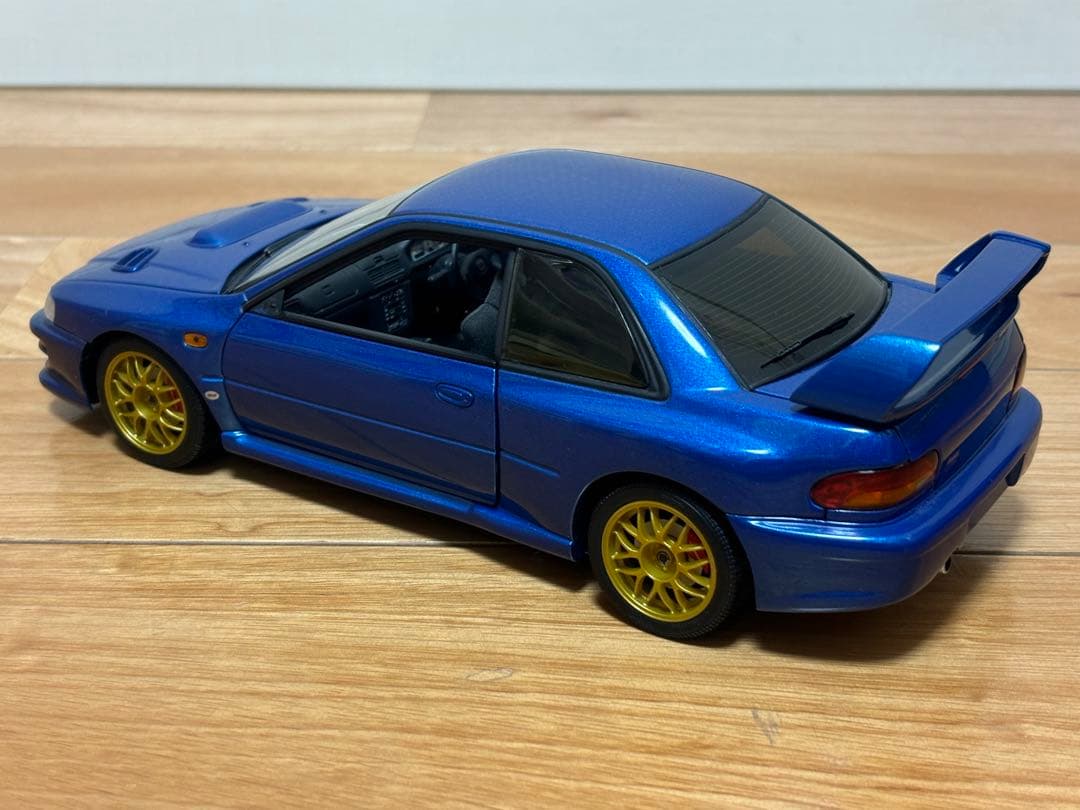 オートアート 1/18 スバル インプレッサ 22B ジャンク