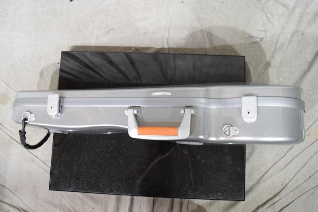 フランス製 BAM バム 4/4サイズ用 ヴァイオリン セミハードケース