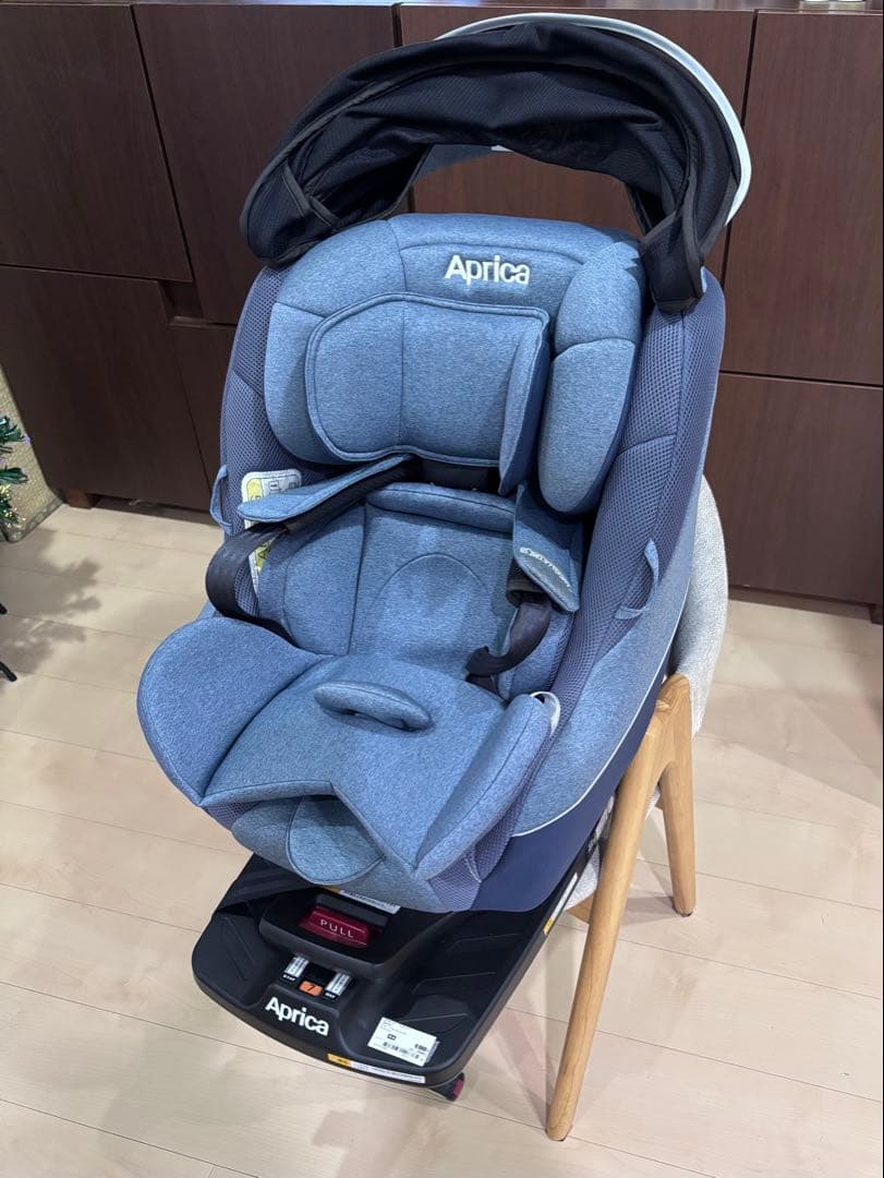 美品✨Aprica クルリラAD チャイルドシート ISOFIX ネイビー