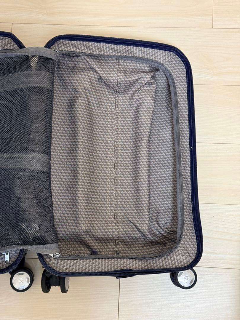 Samsonite サムソナイト ポリゴン スピナー55 スーツケース