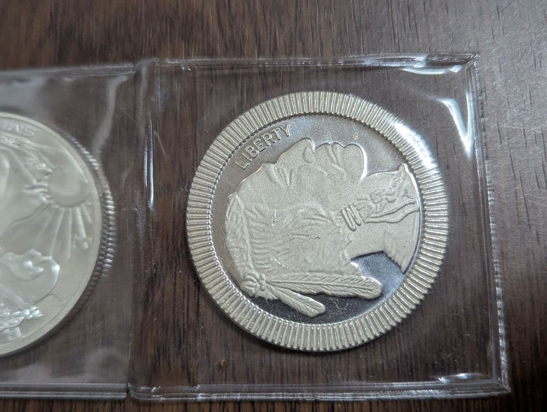 two oz fine silver 純銀2枚、1トロイオンス999、本物、米国