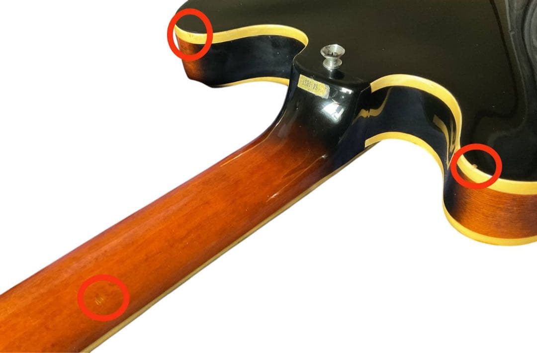 セミアコ　エレキギター