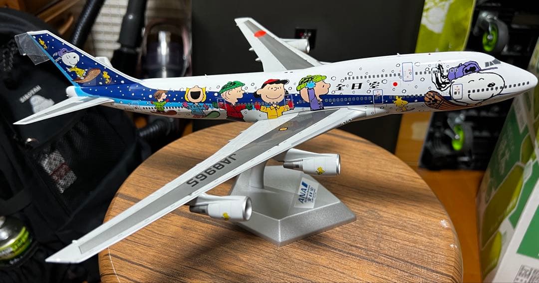 航空機・ヘリコプター SQ wings Boeing747-400 JA8965 1:200