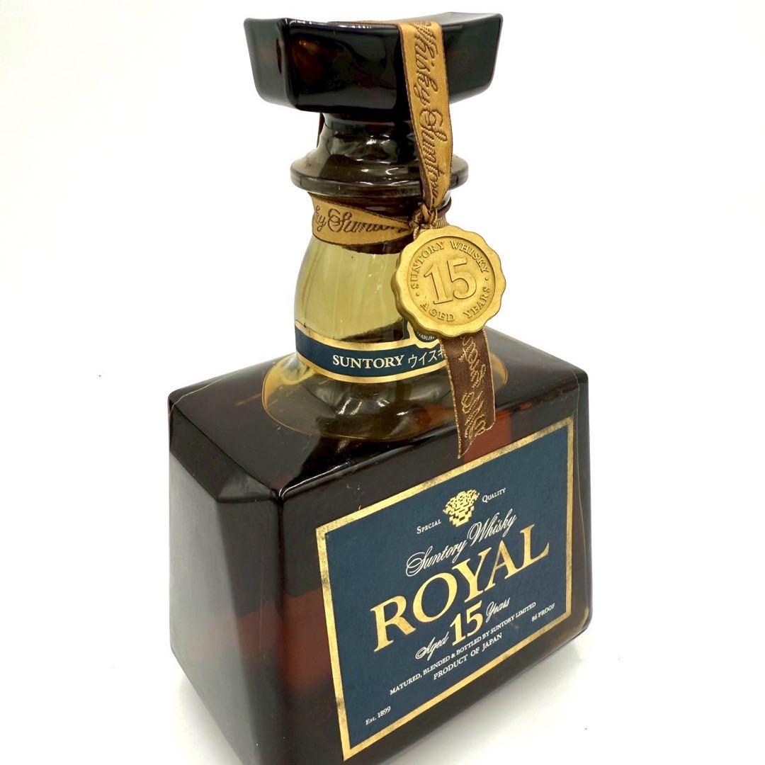 サントリー ローヤル プレミアム 15年　700ml 43% シェリー樽貯蔵