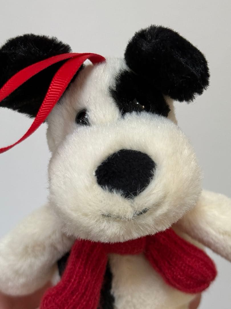 ぬいぐるみ  Bashful Puppy Decoration