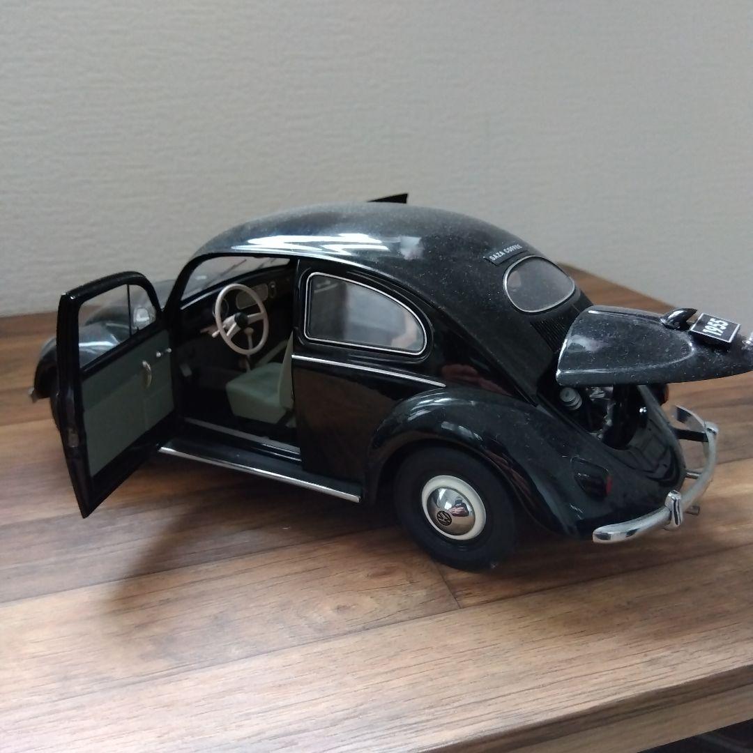 フォルクスワーゲン　ビートル　ミニカー　1/18