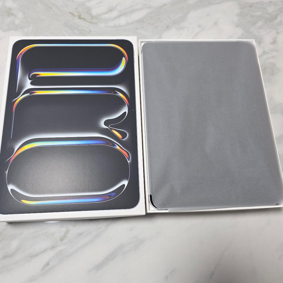 M5 iPad Pro 11インチ256GB+純正Smart Folioセット