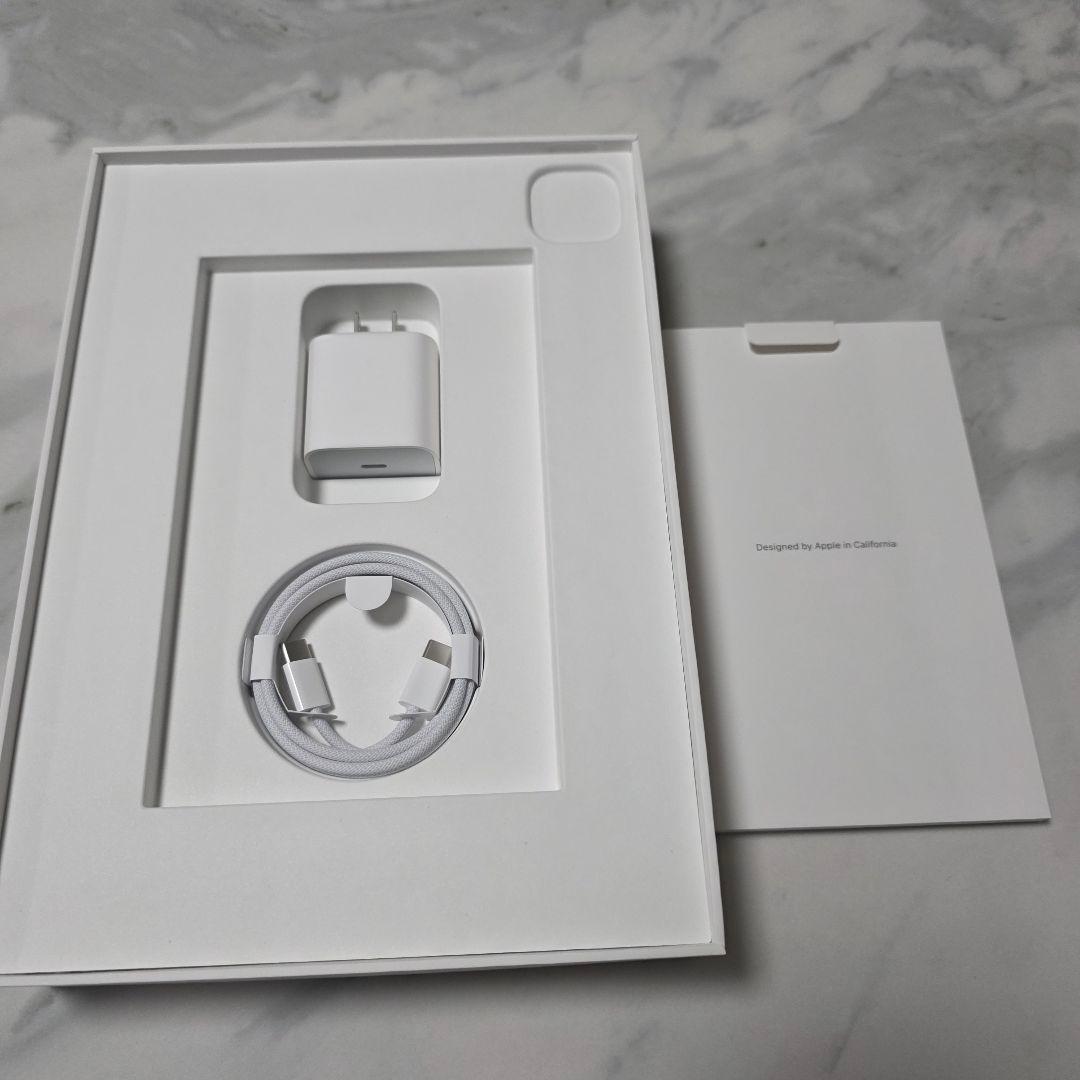 M5 iPad Pro 11インチ256GB+純正Smart Folioセット