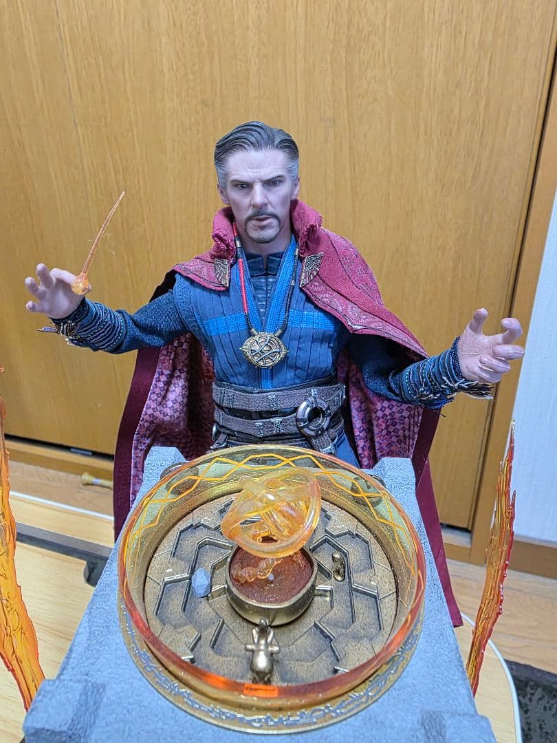 ホットトイズ　ドクター・ストレンジ フィギュア