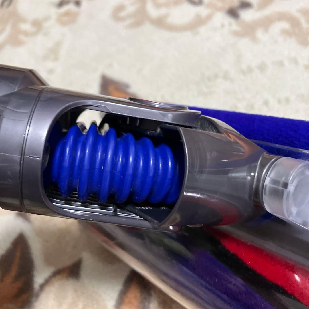 dyson ダイソン V8 fluffy 本体アンド付属品セット