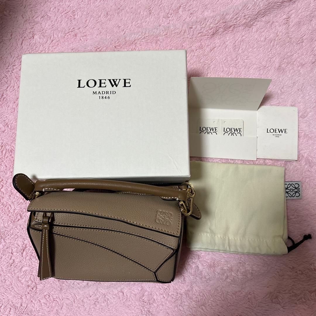 LOEWE サンド　ショルダーバッグ
