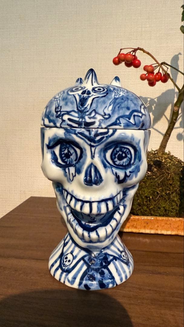 美品スカルデザイン（どくろ）の有田焼キャニスター