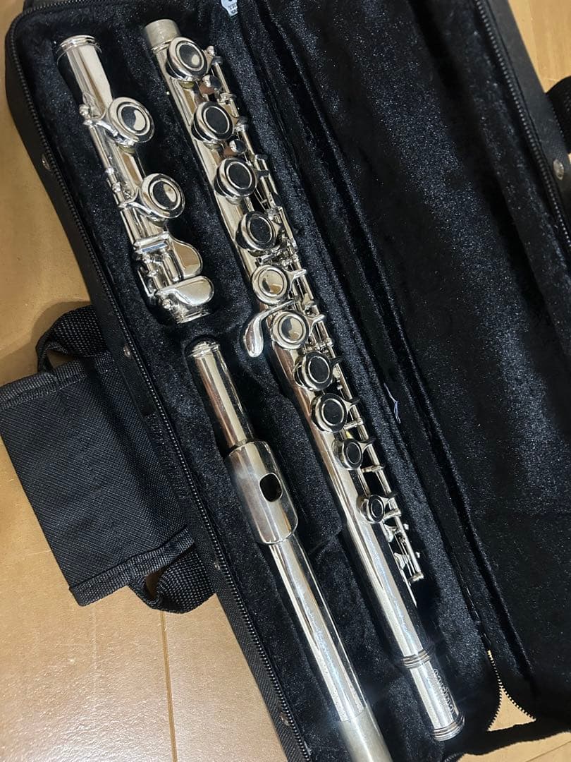 シルバー フルート ケース付き